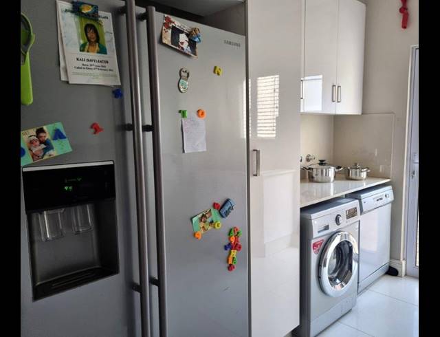 3 BEDROOM TOWNHOUSE RENTED IN EDGEMOUNT ESTATE
